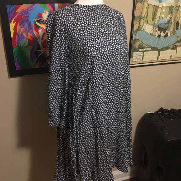 🍁 H&M Geometric Swing Dress size 6 🍂 - Picture 2 of 5